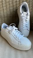 PUMA Damen Sneaker Vikky  Stacked weiß/weiß Nordrhein-Westfalen - Bad Lippspringe Vorschau