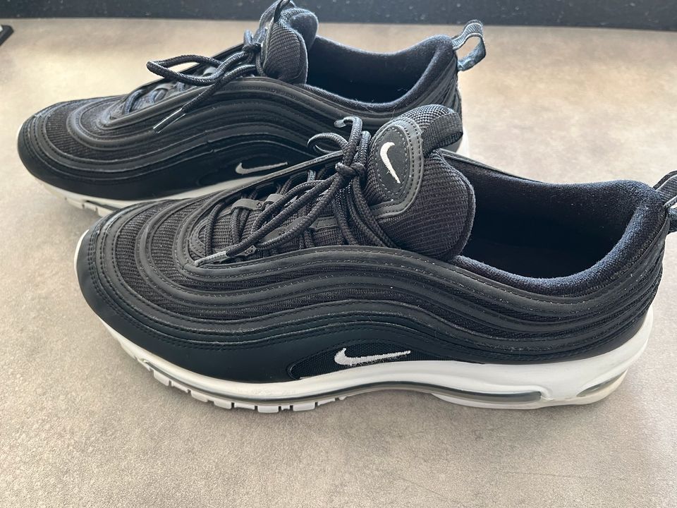 Nike Air Max 97 schwarz/weiß in Langenfeld