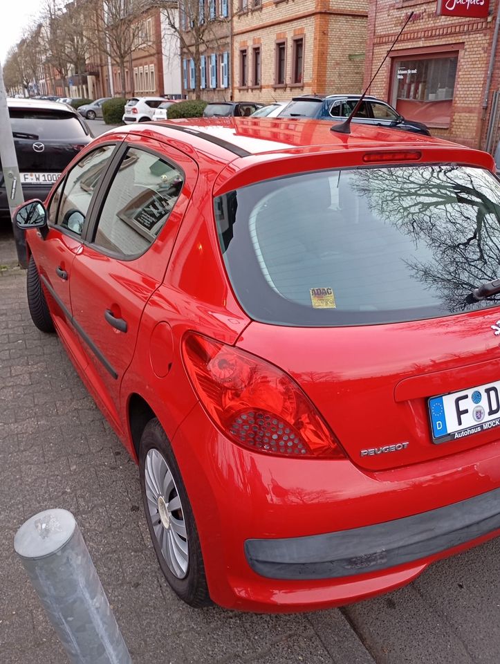 Peugeot 207 in Frankfurt am Main