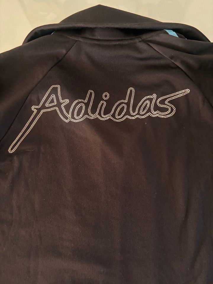 Original Adidas Training Jacke Gr.176 / 36 in Schorndorf