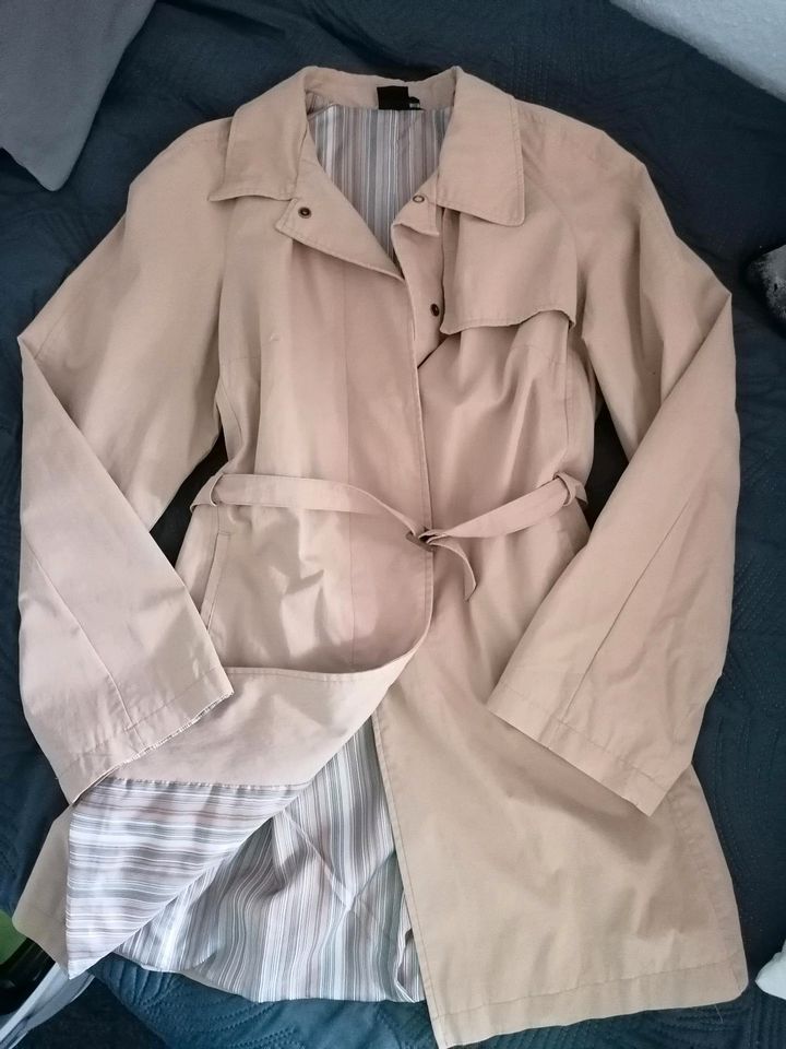 Damen Kurz Trenchcoat Gr. 38 in Traben-Trarbach