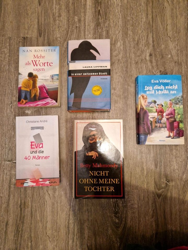 Verschiedene Bücher in Kalenborn