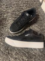 Puma Glitzer schwarz 39 Nordrhein-Westfalen - Neukirchen-Vluyn Vorschau
