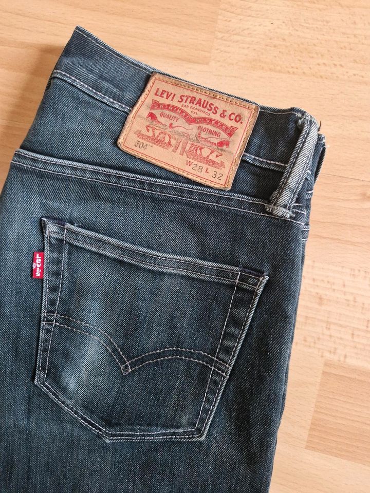 Jeans Levis, Charrart in Saarbrücken