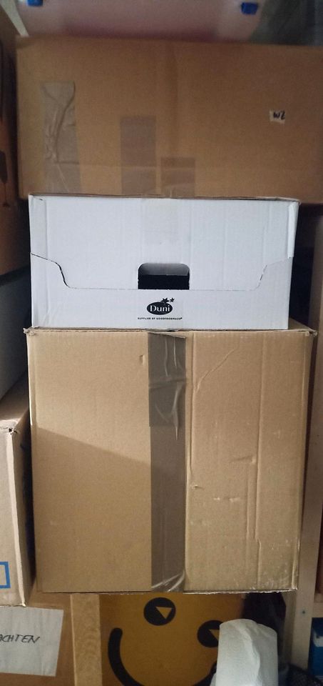 Umzugs-Kartons Bananen-Kisten Kartons Versand groß in Lübeck