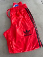 Adidas Originals Chile 20 Hose rot neu mit Etikett HR4293 Nordrhein-Westfalen - Kerpen Vorschau