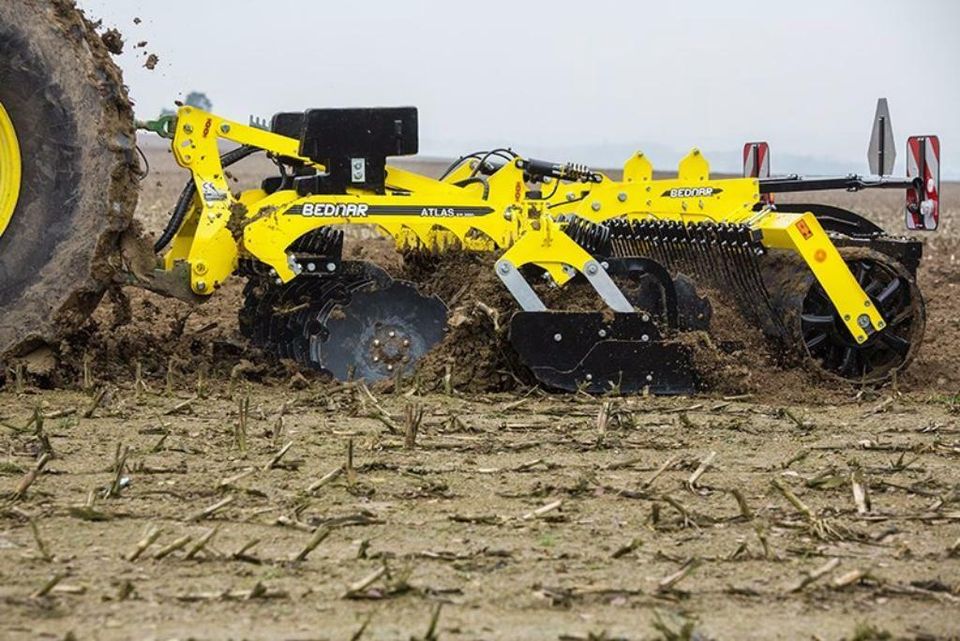 Bednar Kurzscheibenegge Atlas  für Traktor Schlepper in Kobern-Gondorf