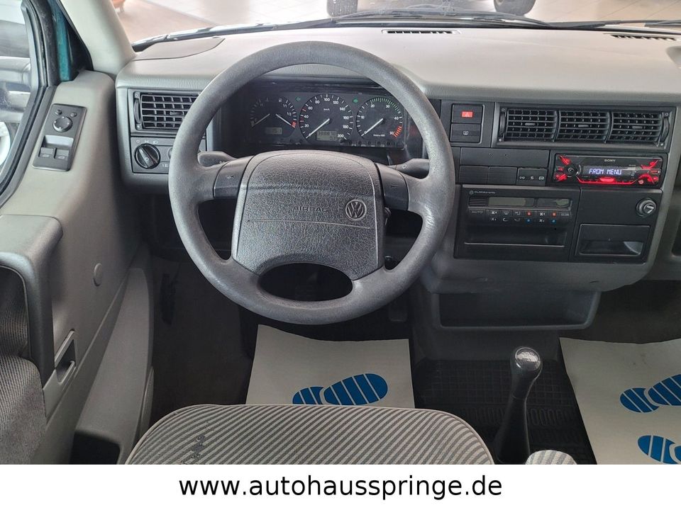 Volkswagen T4 Multivan GL 2.5 TDI *Teilweise restauriert* in Springe