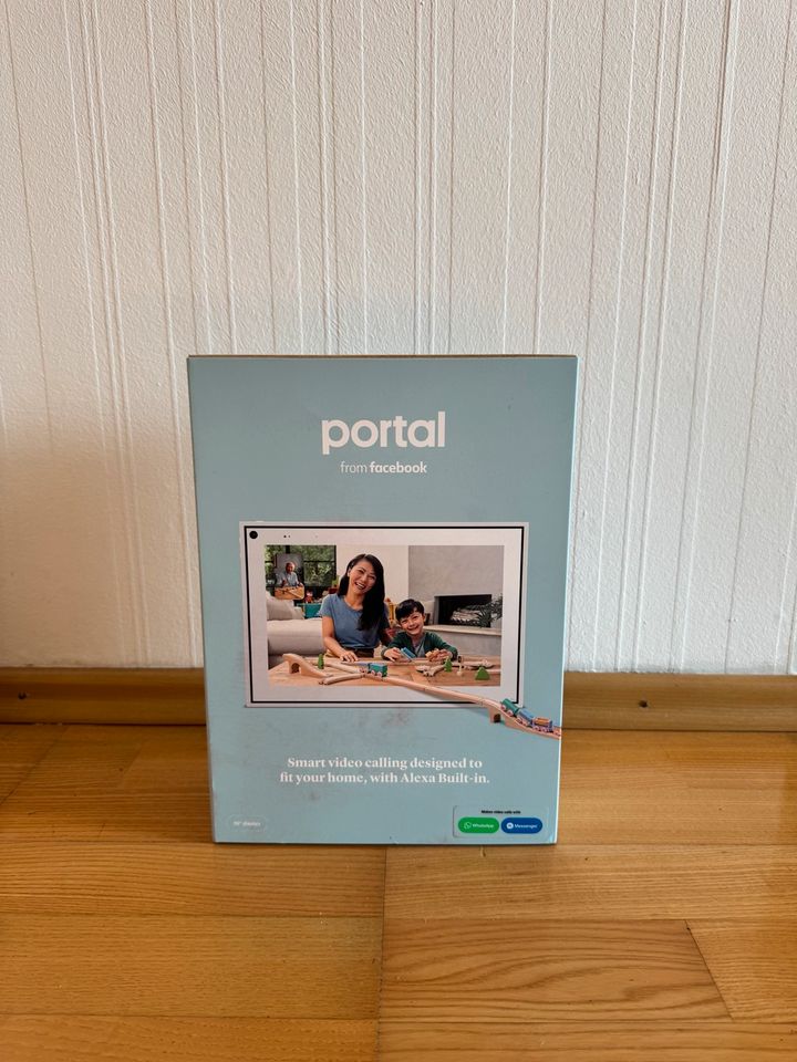 Portal Facebook Alexa weiß in Kiel