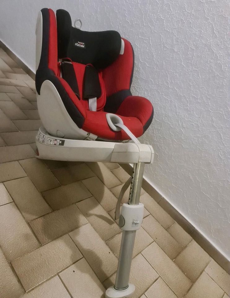 britax römer DUALFIX 0-18kg Baby Kinder Autositz 360grad Isonix in Crailsheim