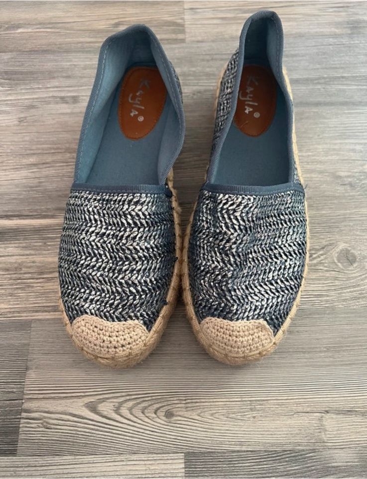 Espadrilles blau neu in Werl