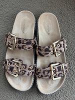 Catwalk Leo Pantoletten/Sandalen NEU Nordrhein-Westfalen - Wenden Vorschau