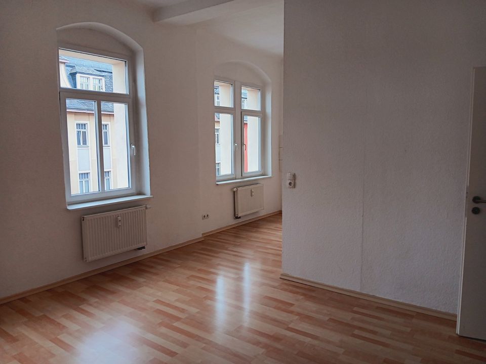 helle 3 Zimmer WE mit Wohnküche, Wanne und BALKON! #DD127 in Freital