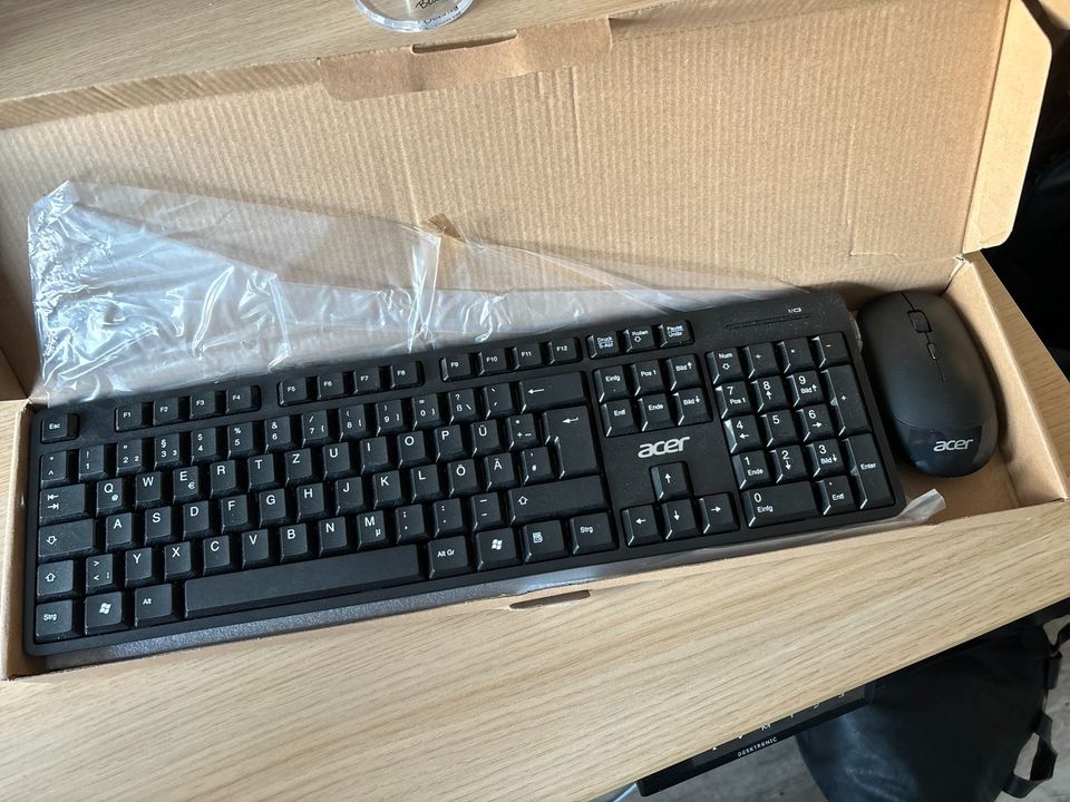 Acer Wireless Tastatur und Maus in OVP in Delmenhorst