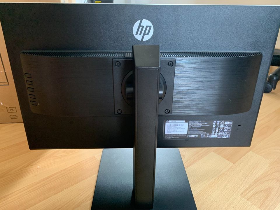 HP 24mq Monitor - 23,8 Zoll Bildschirm, QHD IPS Display, 60Hz in Dresden