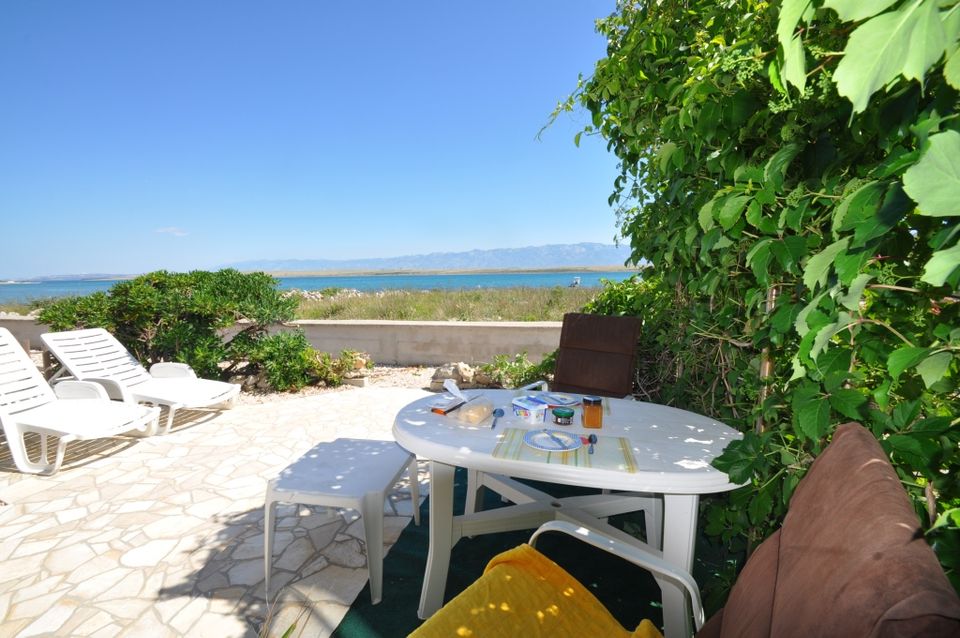 Ferienhaus Kroatien Insel Vir, 50 m zum Meer in Solms