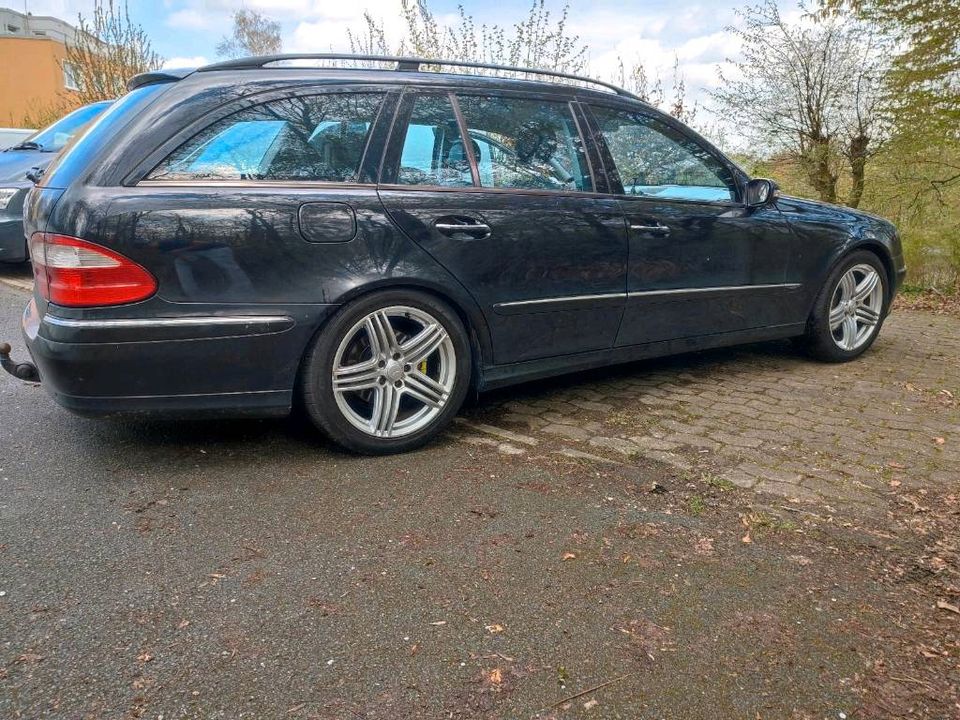 Mercedes Benz W211 E280 CDI Tüv bis 11.2025 in Bielefeld