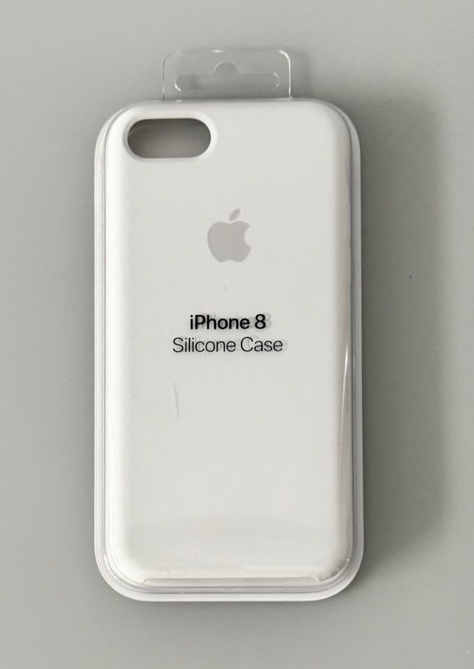 Apple iPhone 8 Hülle Silikon / weiß / OVP in München