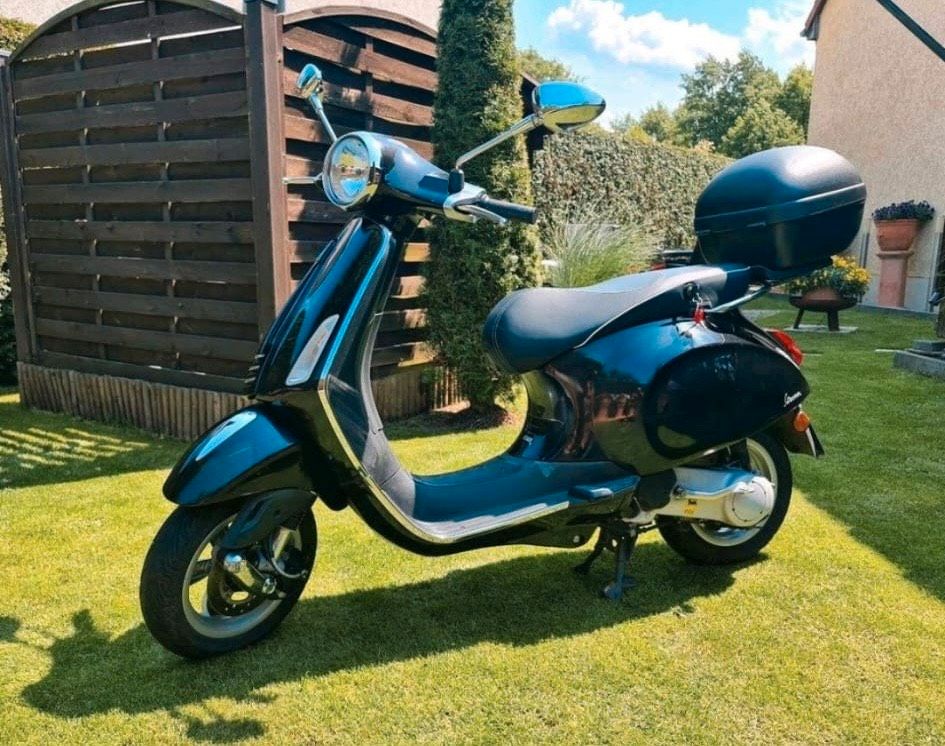 Vespa Primavera in Berlin