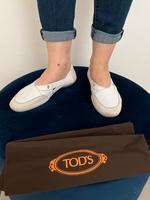 Tods Damen Slipper, Sondermodell, Leder, weiß, Gr. 36,5 (NP 529€) Ludwigsvorstadt-Isarvorstadt - Isarvorstadt Vorschau