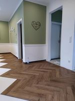 Klick Vinyl Vinyrock Herringbone/ Fischgrät Lillie mit V Fuge Nordrhein-Westfalen - Hilden Vorschau