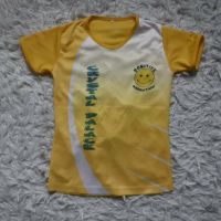 Sportshirt gelb mit Name: LARA  in Gr. 146/152 Nordrhein-Westfalen - Menden Vorschau