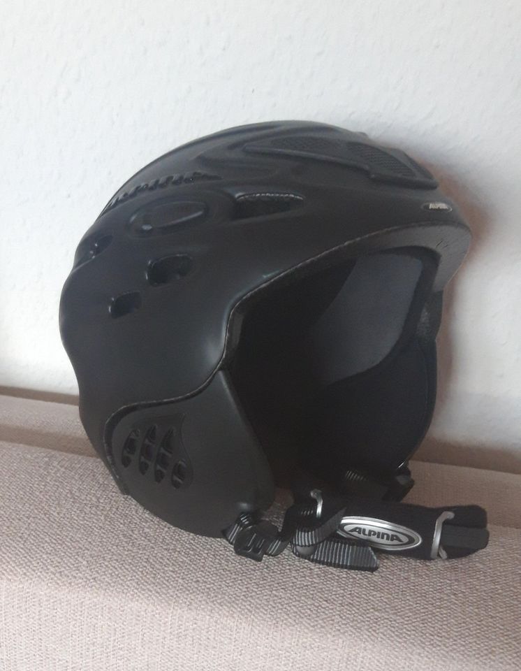 ALPINA Ski- und Snowboardhelm, Fahrrad Gr. 55-59 in Kühlungsborn