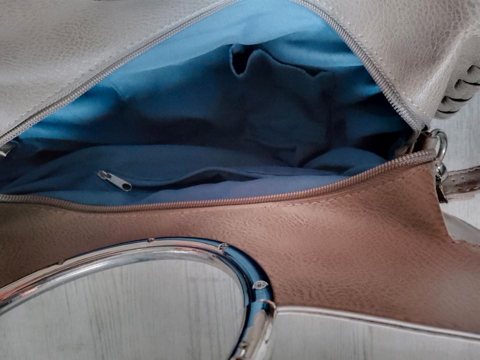 W. Neu tolle Handtasche Schultertasche Umhängetasche SchlangOptik in Nuthe-Urstromtal