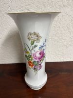 Sehr schöne Meissen Bunte Blumen Vase mit Goldrand etwa 40cm hoch Niedersachsen - Bremervörde Vorschau
