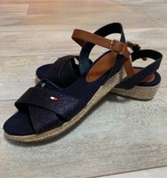 Tommy Hilfiger Schuhe/Sandalen/Wedges Gr 38 Bayern - Strullendorf Vorschau