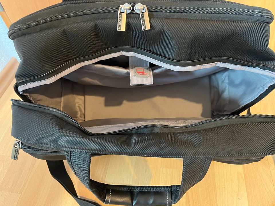 Travelite Reisekoffer mit passender Tasche in Bad Staffelstein