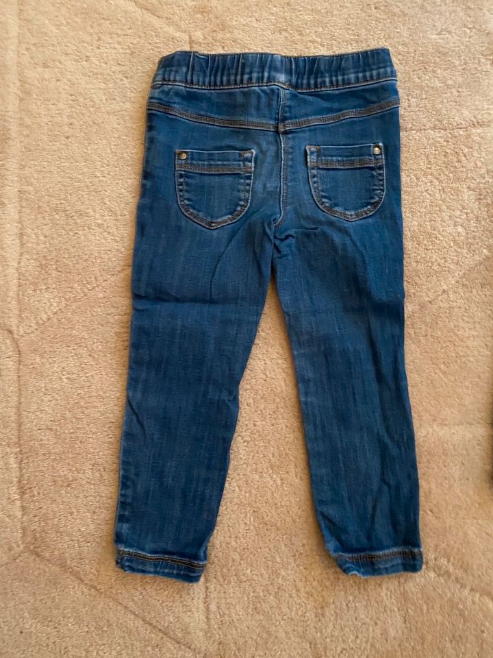 Jeans 98/ 104 Zara, Vertbaudet in Berlin