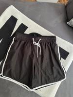 H&M Badehose - Shorts schwarz - weiss , Taschen, kaum getragen . Bochum - Bochum-Wattenscheid Vorschau
