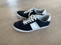 TOMMY HILFIGER Sneaker / Schuhe in Gr. 37 - TOP Frankfurt am Main - Kalbach-Riedberg Vorschau