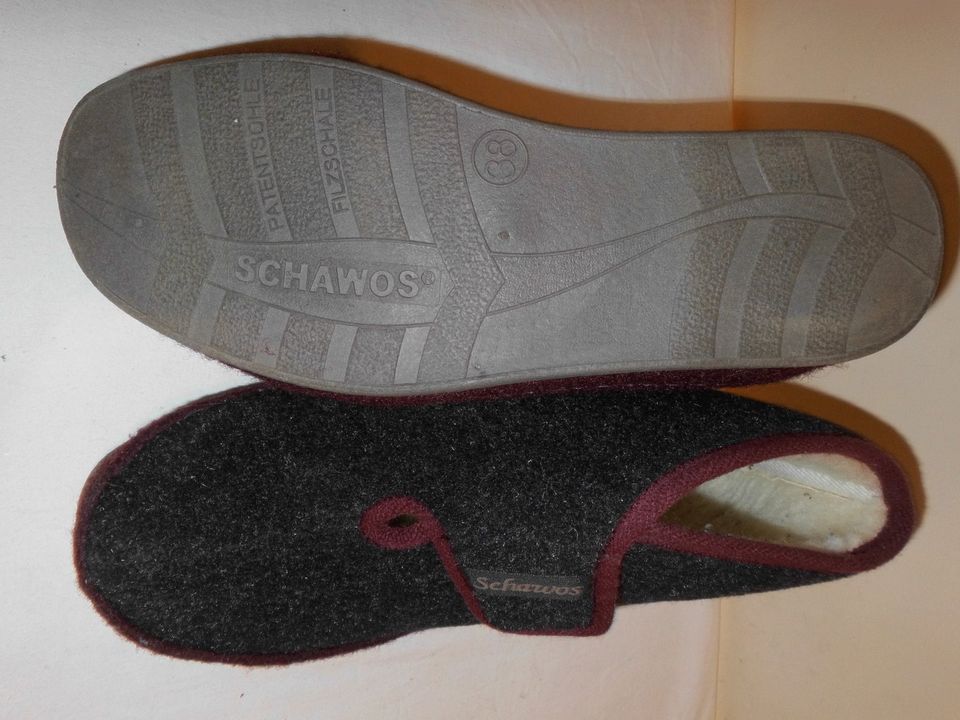 Hausschuhe der Marke Schawos - Gr. 38 - Schurwolle - neuwertig in Moers