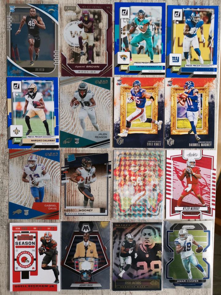 Football NFL Panini Sammelkarten. Trading Cards Mahomes, Purdy... in Reutlingen