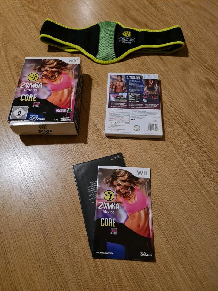 Nintendo x Wii Zumba Fitness Core + Gürtel in OVP in Düsseldorf