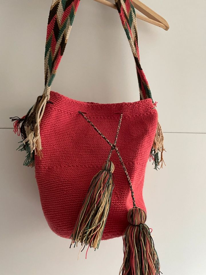 Wayuu Umhängetasche Tasche Handarbeit bunt Kolumbien Neu in Frankfurt am  Main - Innenstadt | eBay Kleinanzeigen ist jetzt Kleinanzeigen