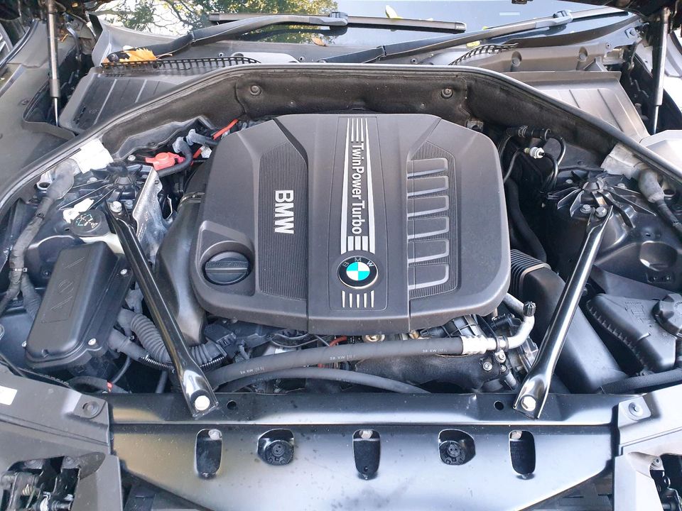 BMW F10 F11 F07 F01 F30 F31 Motor LCI N57D30A 258PS in Dortmund