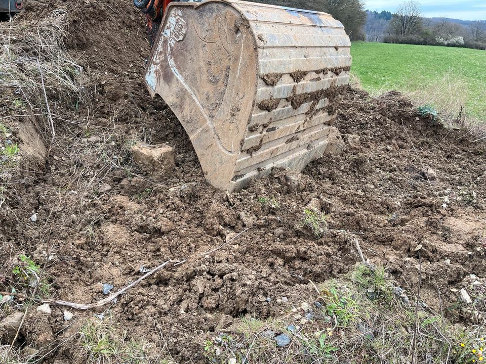 Erde zum Verfüllen / Auffüllen in Greifenstein