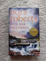 Nora Roberts neuestes Buch Spur der Finsternis Bayern - Buchloe Vorschau