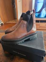 Tommy Hilfiger Damen Boots Stiefeletten Leder neu Gr. 39 Bayern - Bad Füssing Vorschau