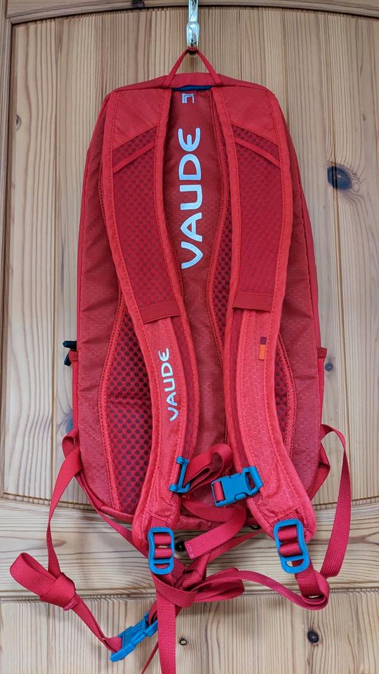 Vaude Rucksack trail light 9 bike wandern rot neuwertig in Geretsried