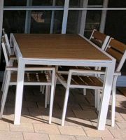 SKLUM Outdoor Set Tisch mit 4 Stühle Alu Holz Gartenmöbel Haus Hessen - Ranstadt Vorschau