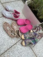 Adidas ,CROCS u.a. Mädchen Schuhe , Gr. 35 , Gr. 36 Nordrhein-Westfalen - Unna Vorschau