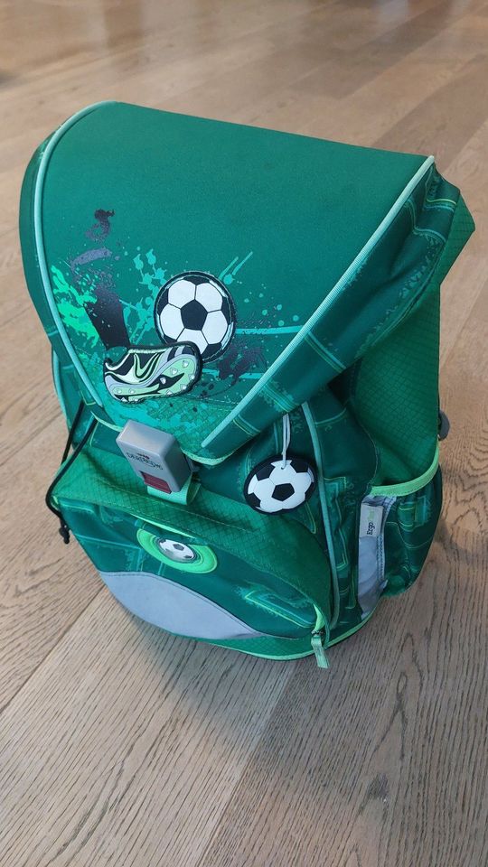 Schulrucksack und Sporttasche ErgoFlex Soccer - grün in Ronnenberg