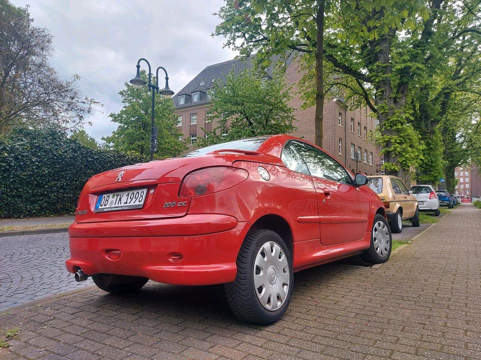 Peugeot 206 cc 1,6i  in guter Zustand ✅️ Braucht Tüv in Bottrop