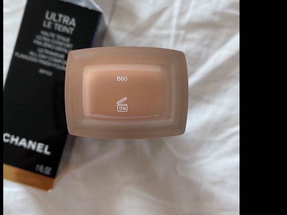 Chanel Ultra Teint B60 fluid foundation Neuware Dior Mac in Köln