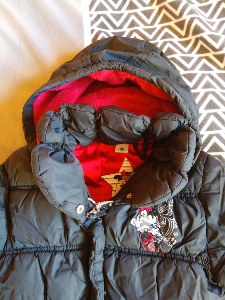 Winterjacke, Disney Größe 122 C&A in Wassertrüdingen