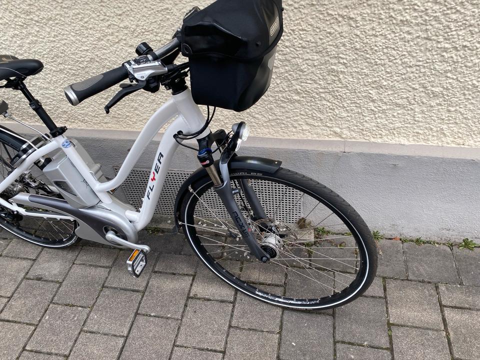 Flyer E-Bike gebraucht Damen neuwertig RH45cm in Grenzach-Wyhlen